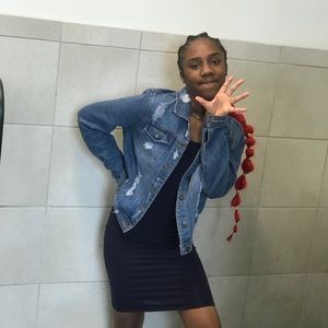 Meet your Posher, Demetrice